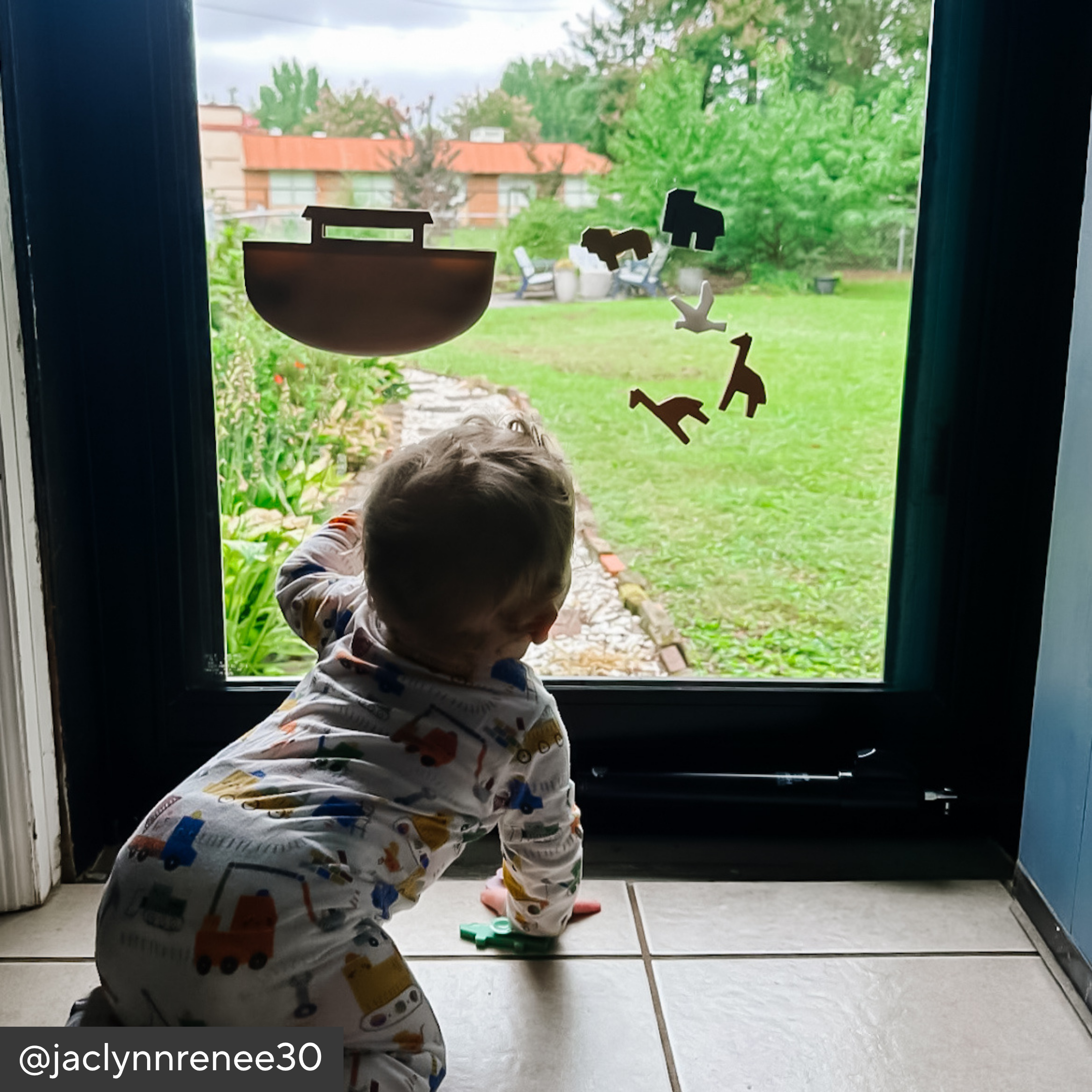 Noah’s Ark Suction Toy: Noah’s Ark