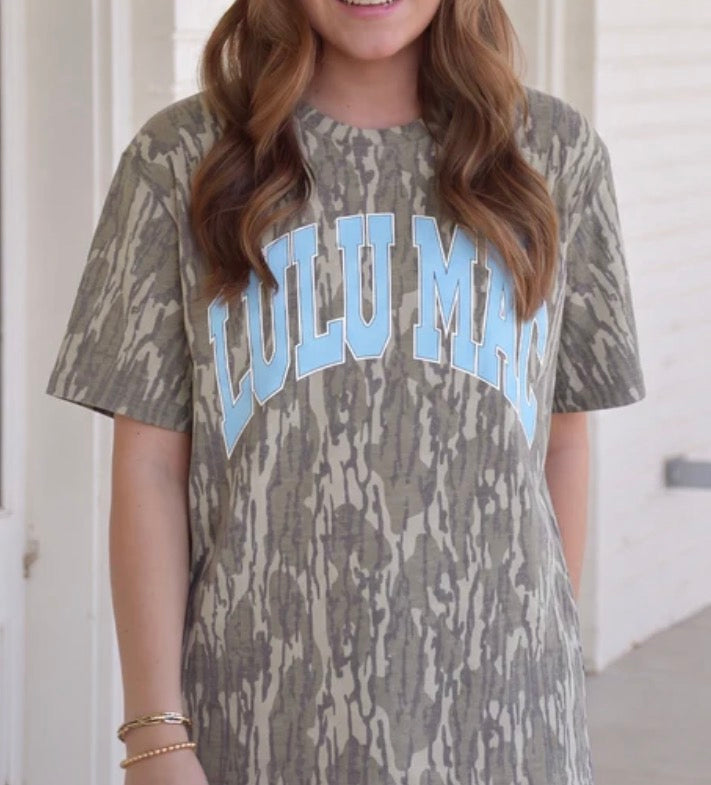 LULU MAC x Mossy Oak Tee