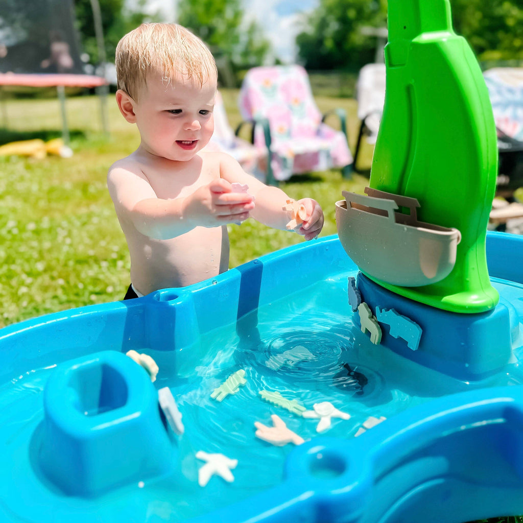 Noah’s Ark Suction Toy: Noah’s Ark